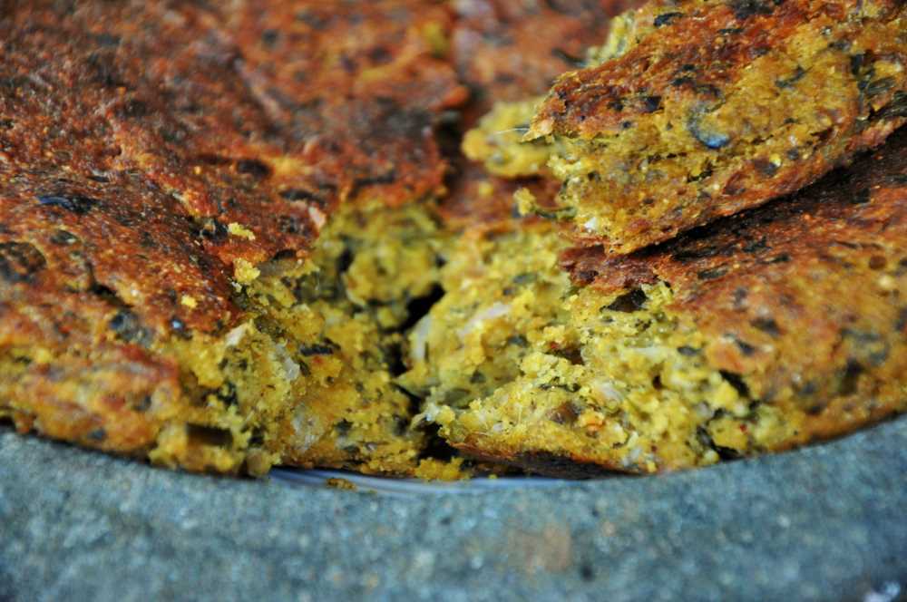Trabzon Hamsili Ekmek