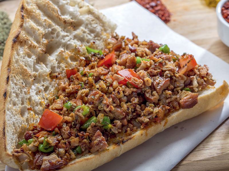 Kokoreç Ekmek